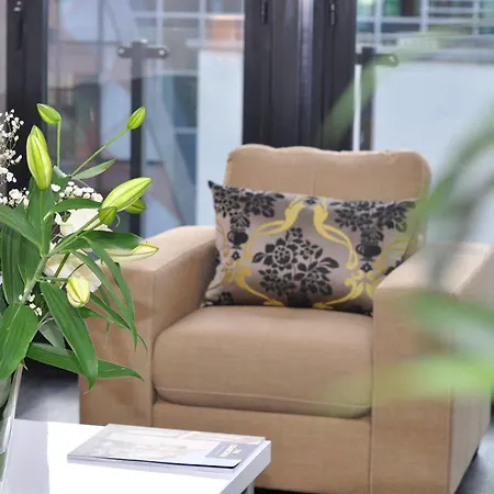 Apartment Your Base - Grand Canal Square